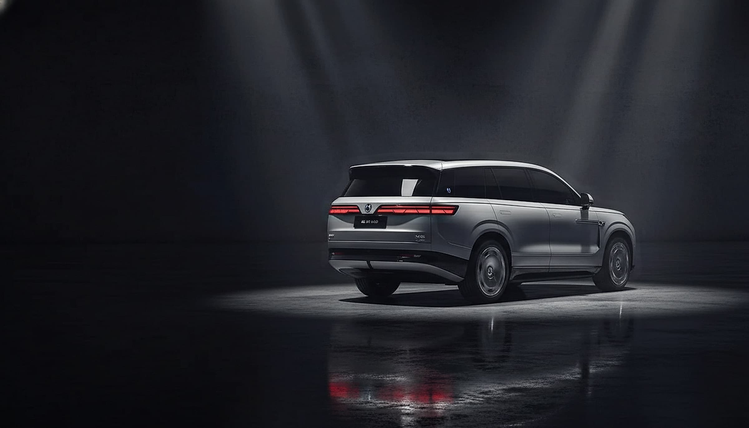 Denza N9 — Flagship luxury PHEV SUV hero photograph