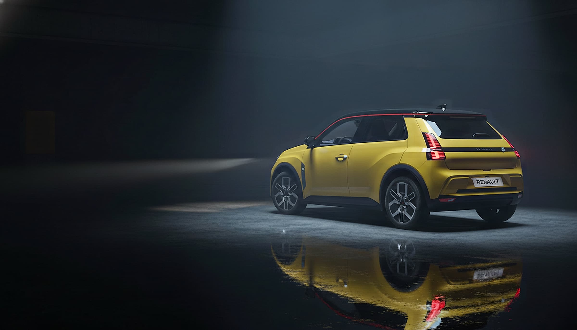 Renault 5 E-Tech Electric — Retro-modern electric hatchback hero photograph