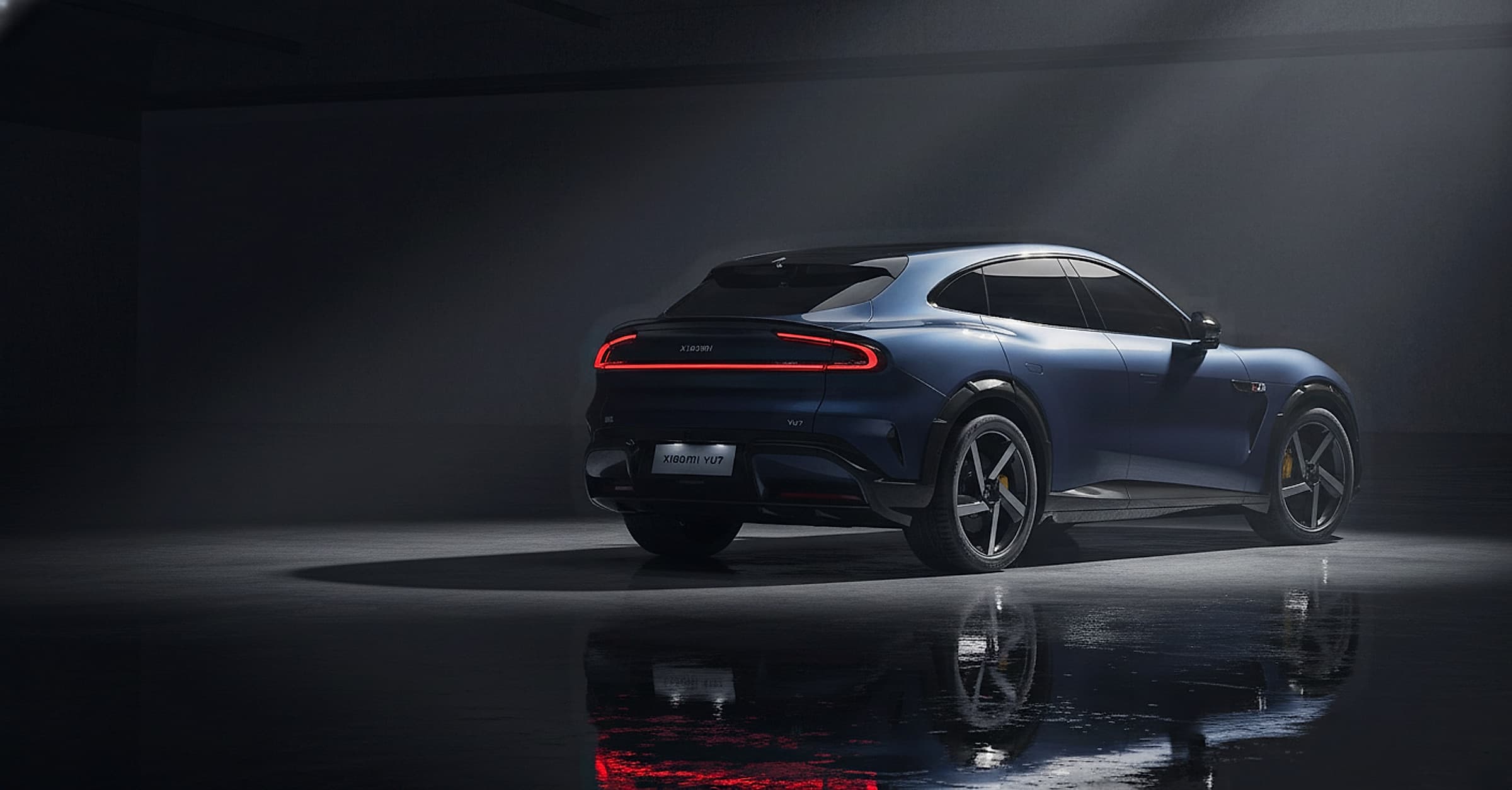 Xiaomi YU7 — Performance electric SUV hero photograph